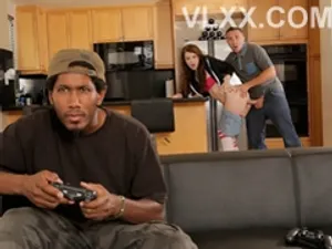 Trộm vặt ở cửa cu tiện lợi, em học sinh nữ chịu cái kết đắng